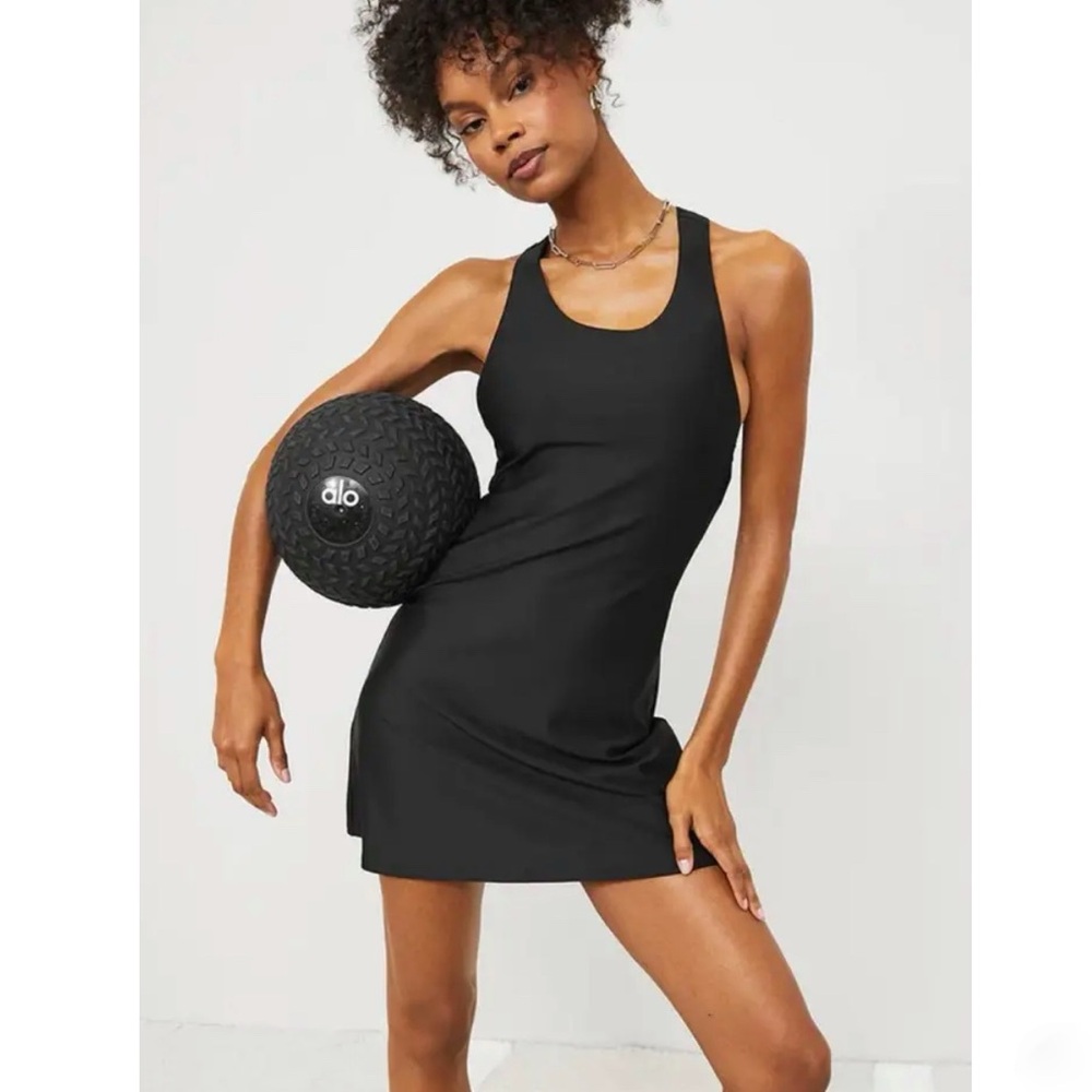 Alo Yoga All Airlift Fly Dress in Black Size L - Picture 5 of 11